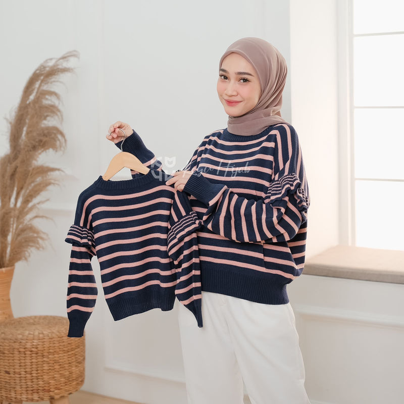 Koyu Hijab Stripe Baju Couple Ibu dan Anak