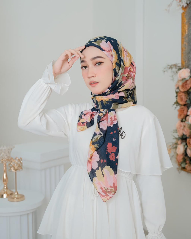Koyu Hijab Segiempat Patern Wafle Set Iner Motif Hibiscus
