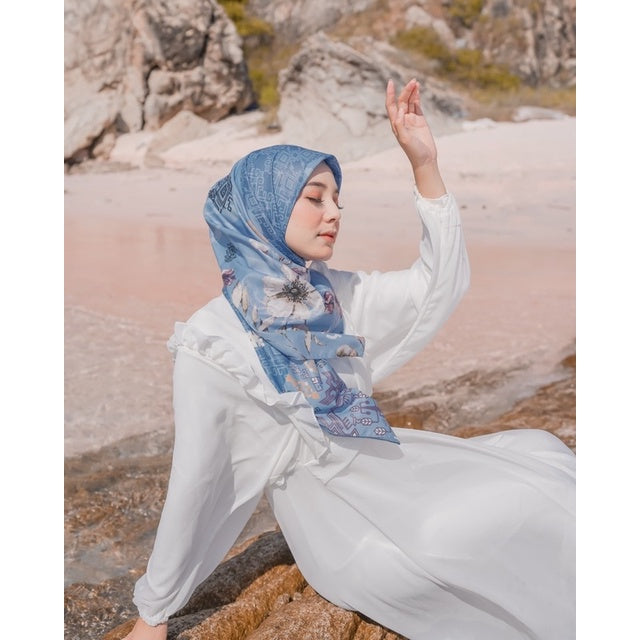 Koyu Hijab Segiempat Motif Voal Ethnik Bajo Premium Series