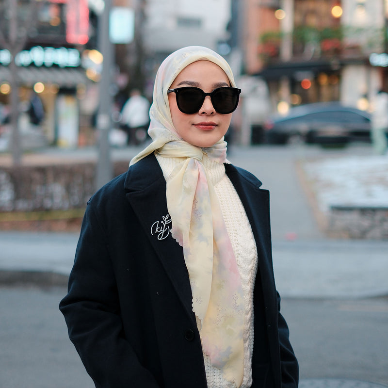 Koyu Hijab Segiempat Motif Viney Jepang Tie Dye (Korea Series) / Tie Die