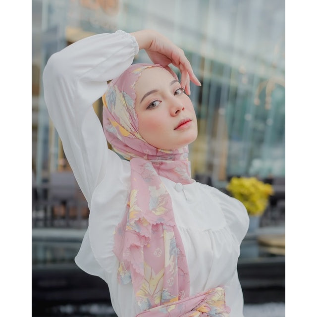 Koyu Hijab Segiempat Motif Viney Jepang Leaf Maple (Autumn Series)