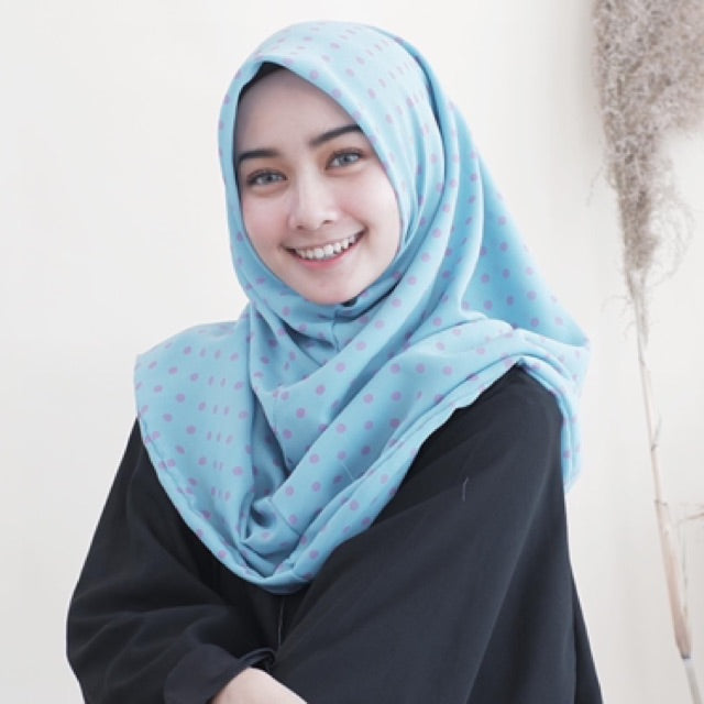 Koyu Hijab Instan Senja Panjang Polka